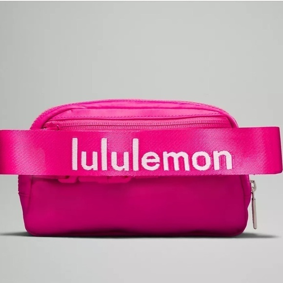 Lululemon Sonic Pink Wordmark Logo Everywhere Belt Bag Nwt - Picture 2 of 6
